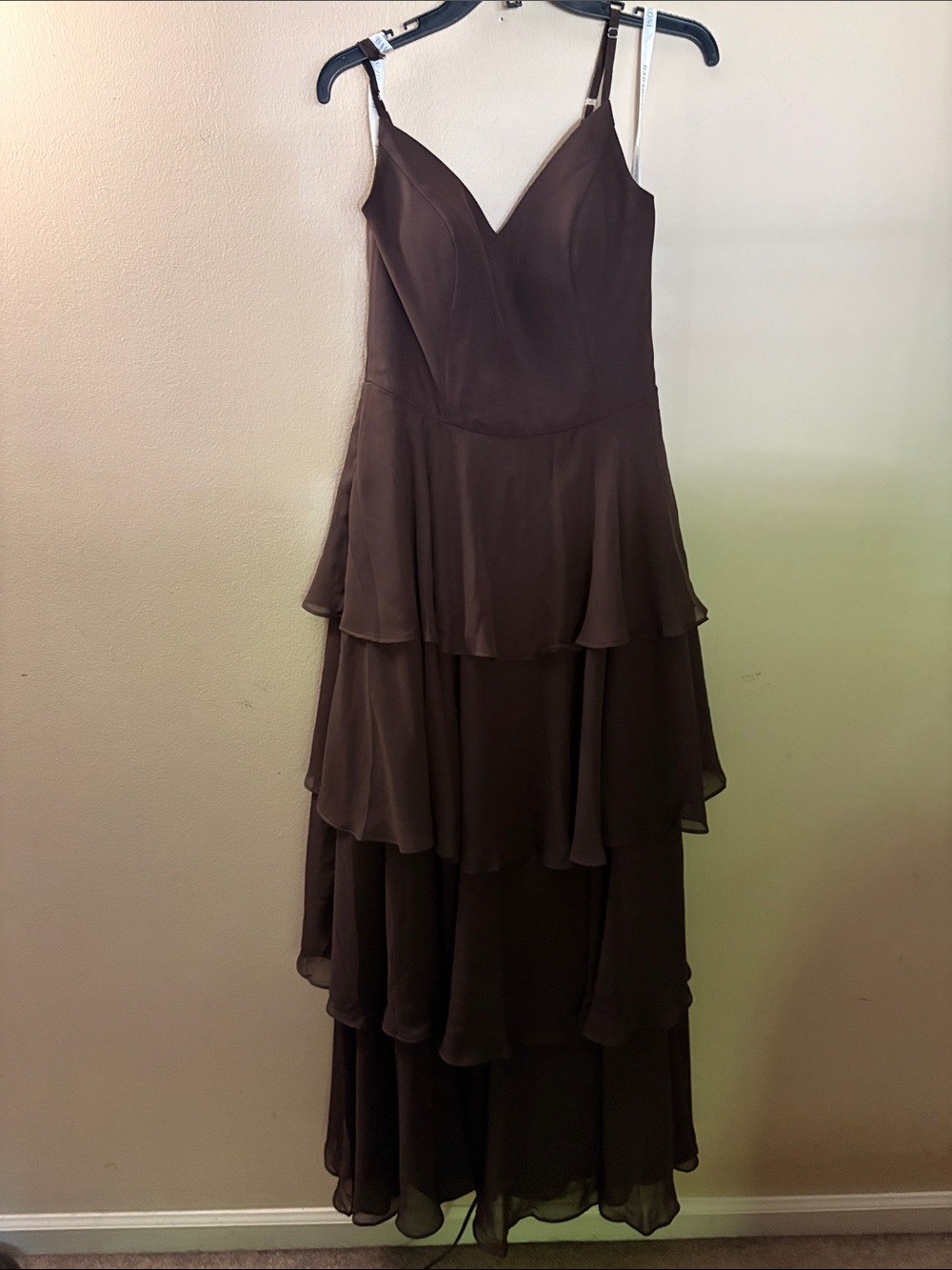 Babaroni Elegant Brown Tiered Spaghetti-Strap bridesmaid Dress